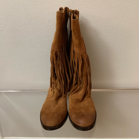 Lucky Brand - Chestnut Suede Tassel Boots - Great condition! Size 6.5 - Picture 3 of 9
